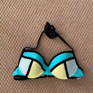 Target Xhilaration Bikini Top XS
